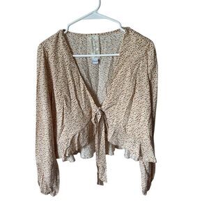 Sadie and Sage Women's Beige Tie-Front Blouse Size Standard M Long Sleeve
